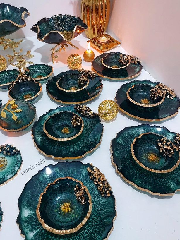 بشقاب پیشدستی میوهخوری رزینی رنگ سبز و طلایی جنس رزین