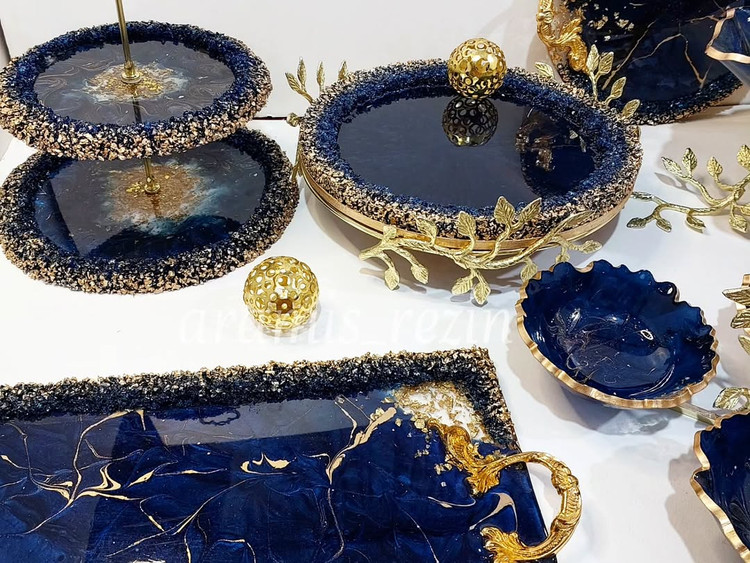 ظروف رزینی سرمه ای طلایی