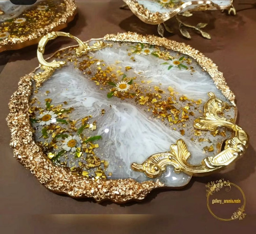 سینی رزینی دایره سفید طلایی بابونه دسته طلایی