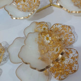 پیاله پیش دستی رزینی طرح گل سفید طلایی