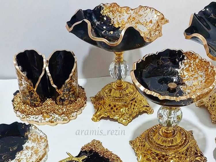 ظروف پذیرایی مشکی طلایی رزینی