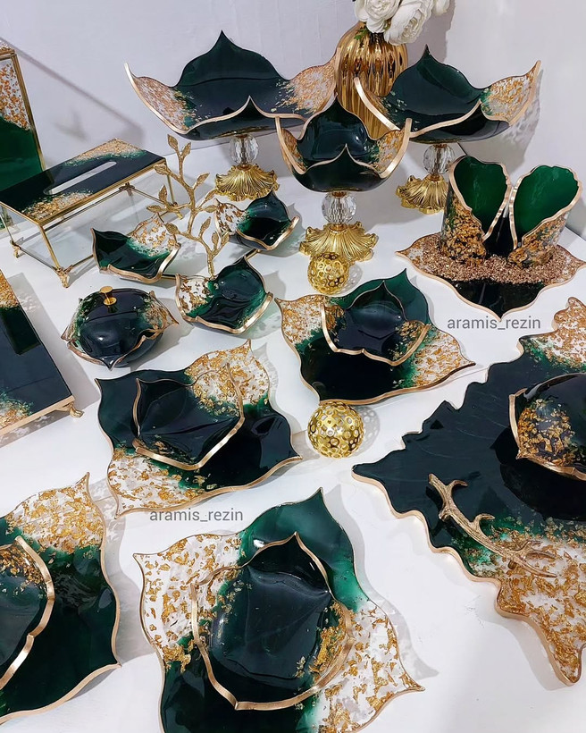 ظروف پذیرایی سبز طلایی رزینی