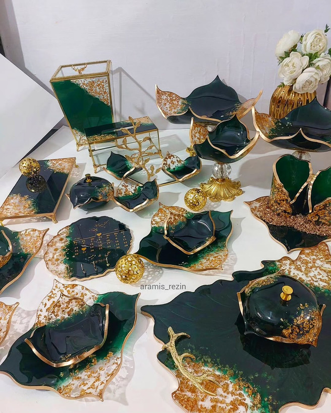 ظروف سبز طلایی رزینی