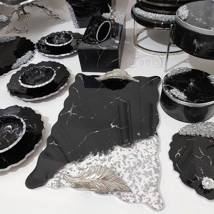 سینی پذیرایی رزینی مستطیل مشکی نقره ای