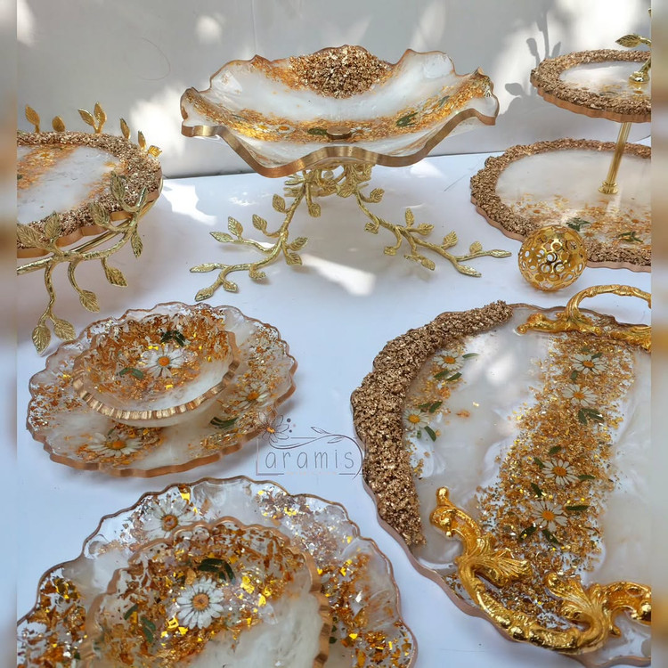 ظروف پذیرایی طلایی بابونه رزینی