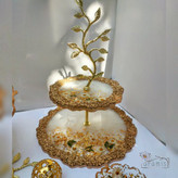 شیرینی خوری دوطبقه رزینی سفید طلایی بابونه