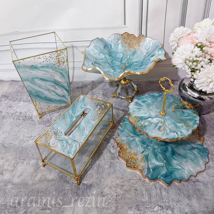 سرویس پذیرایی فیروزه ای طلایی سفید
