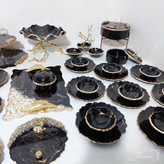 ظروف مشکی طلایی سرویس رزینی