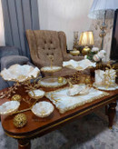 سرویی پذیرایی رزینی طرح کرم طلایی مرمر سنگ رگه دار پایه برگ برنجی